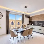The Bellview - Luxury Apartment